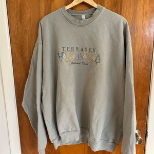 Bibliostyles Throne of Glass Embroidered Crewneck